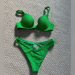 NWOT Victoria’s Secret Bikini Set
